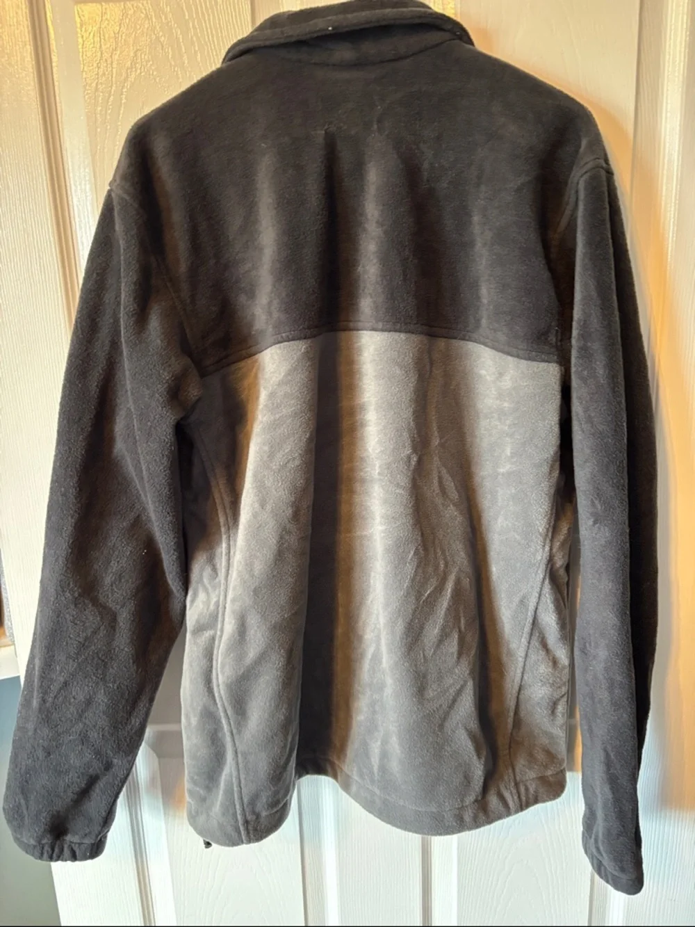 Columbia Black and Gray Full-Zip Fleece Jacket